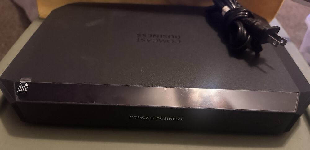 Comcast Business CBR-T Modem/Wifi Router